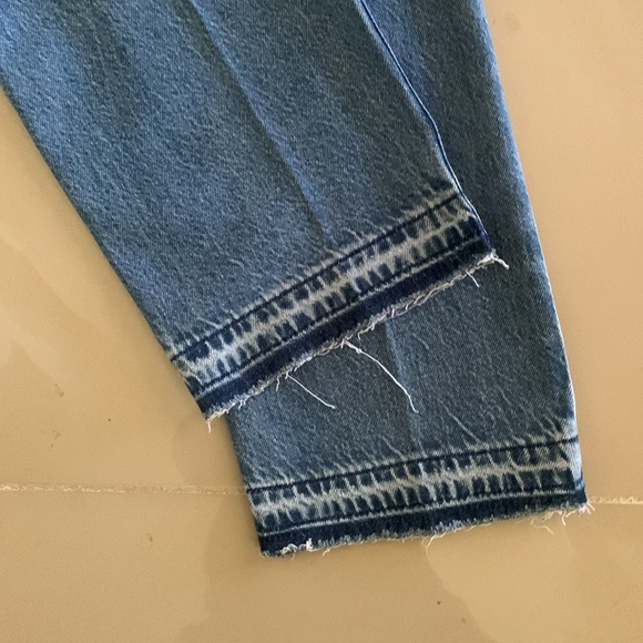Levis Ribcage Straight Ankle Jeans - Picture 7 of 7